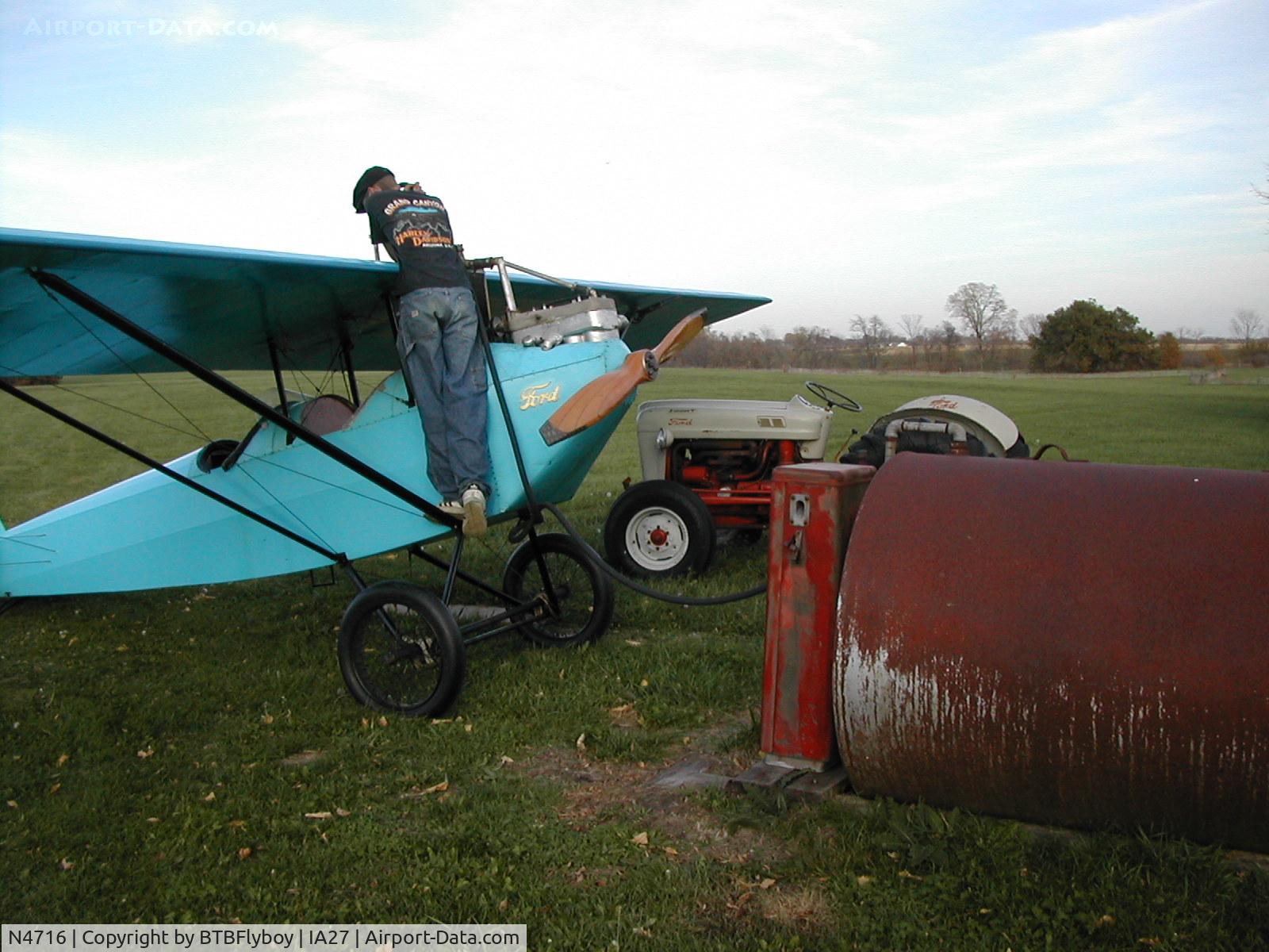 N4716, 1968 Pietenpol Air Camper C/N AAA-1, It's hard to tell if this photo is from decades ago or current times. A common situation around Antique Airfield near Blakesburg, IA