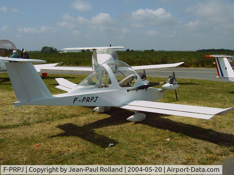 F-PRPJ, Colomban MC-15 Cri-Cri (Cricket) C/N 151, Le plus petit bi-moteur du monde