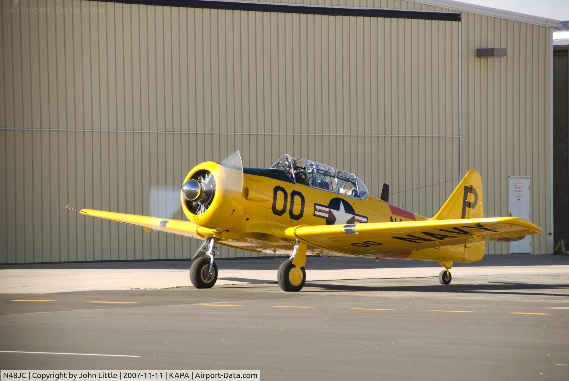N48JC, North American AT-6G Texan Texan C/N 121-43192, Waiting for Jack to lead out