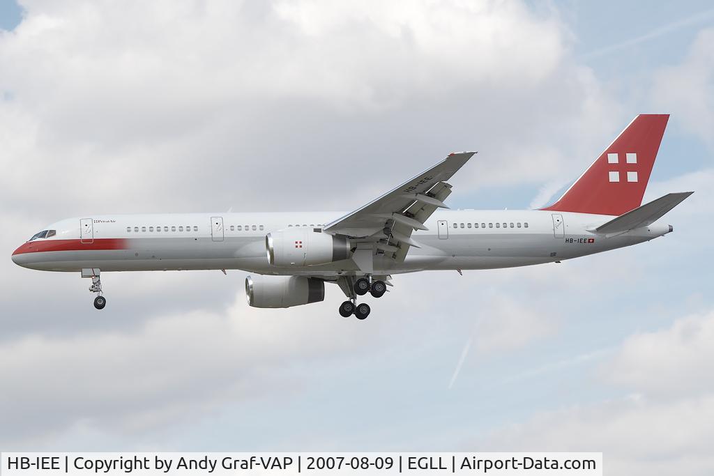 HB-IEE, 1989 Boeing 757-23A C/N 24527, Privatair 757-200