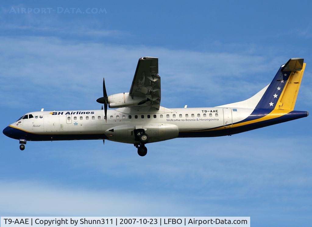 T9-AAE, 1995 ATR 72-212A C/N 465, Landing rwy 32L