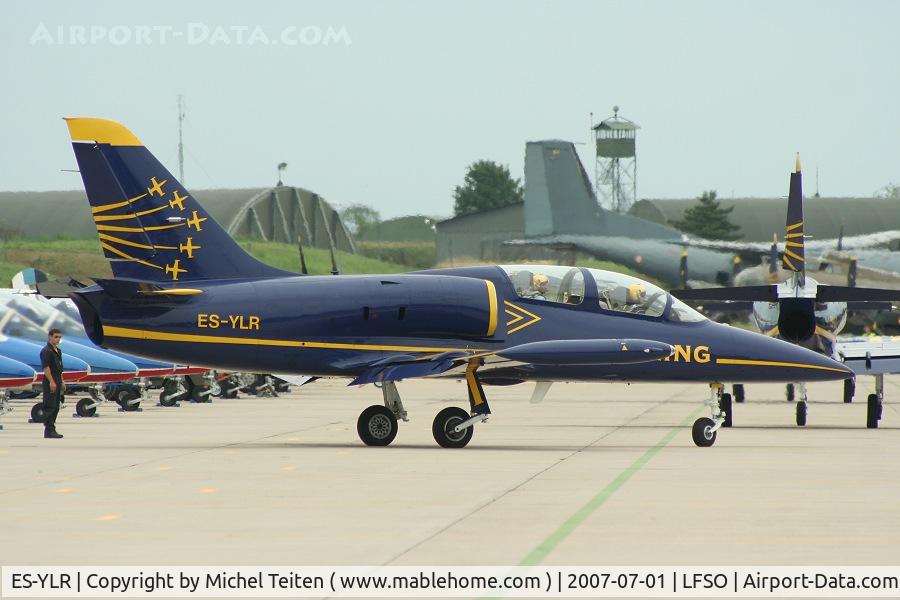 ES-YLR, Aero L-39 Albatros C/N 691880, Breitling Team