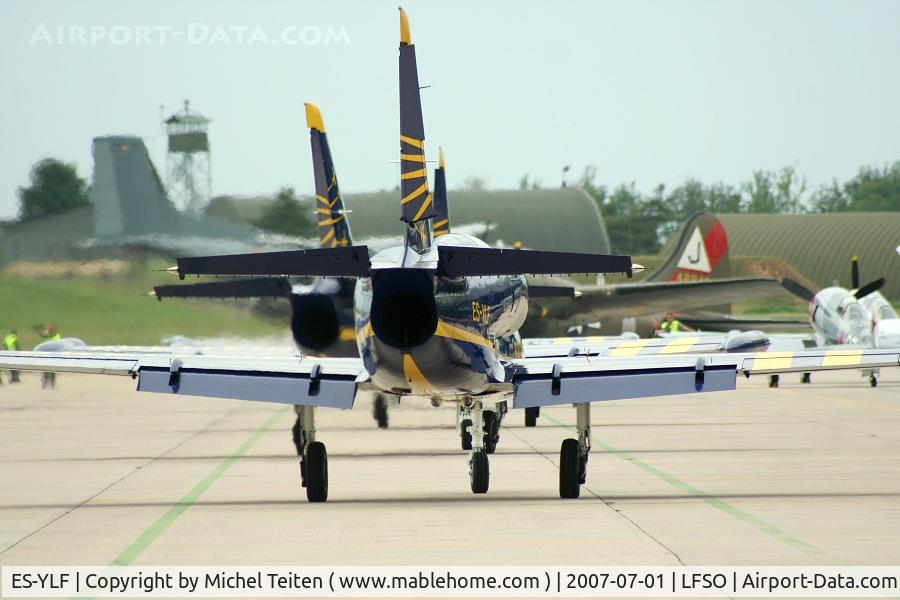 ES-YLF, Aero L-39 Albatros C/N 433141, Breitiling Team