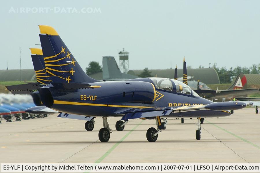 ES-YLF, Aero L-39 Albatros C/N 433141, Breitiling Team