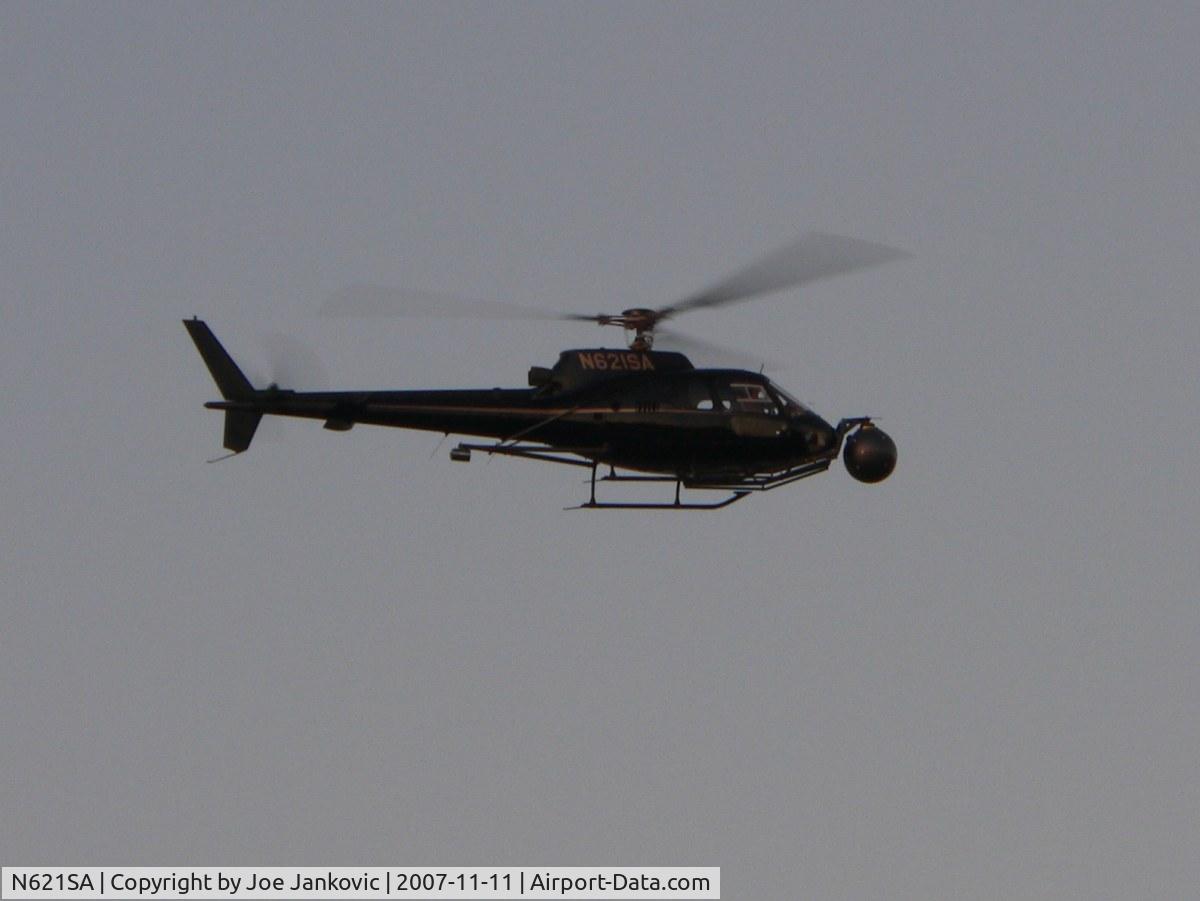N621SA, 1988 Eurocopter AS-350B-2 Ecureuil Ecureuil C/N 2101, Chopper apparently filming its flight over San Francisco Bay
