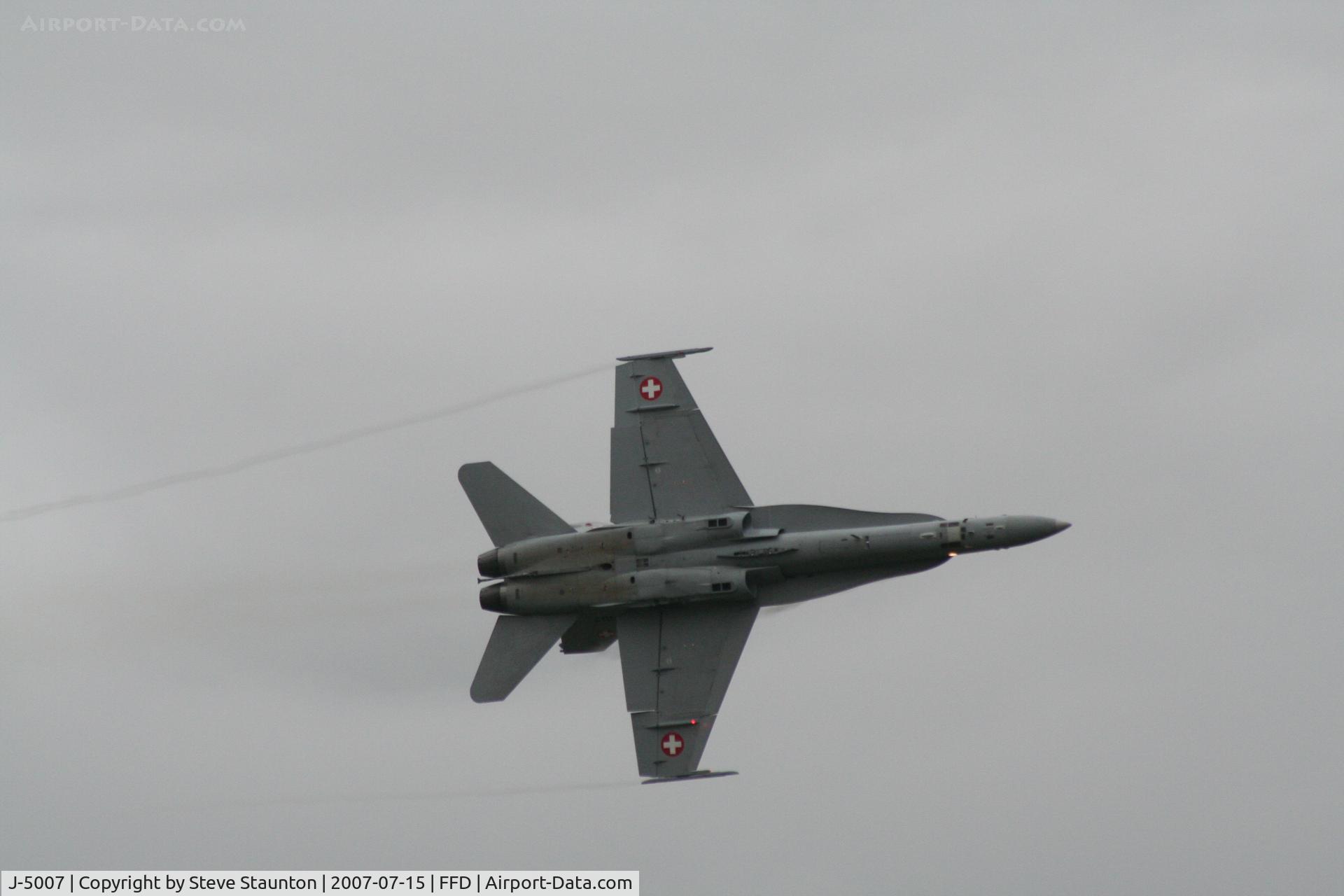 J-5007, McDonnell Douglas F/A-18C Hornet C/N 1335/SFC007, Royal International Air Tattoo 2007