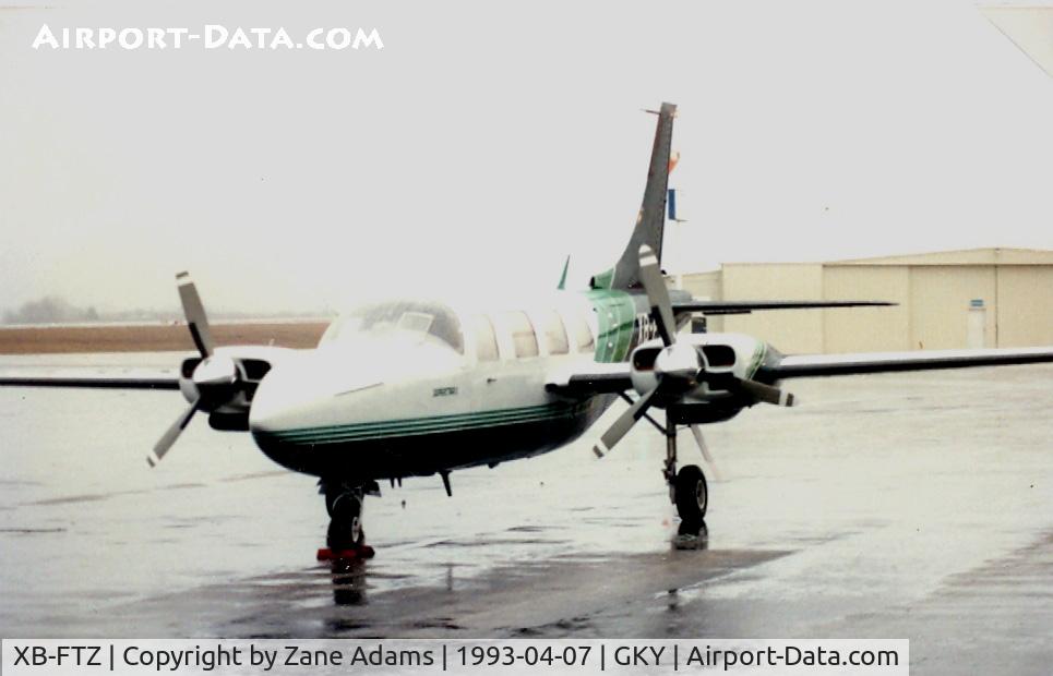 XB-FTZ, Piper PA-60 Aerostar C/N Not found XB-FTZ, On the ramp at Arlington Municipal