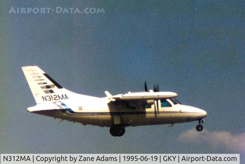 N312MA, 1973 Mitsubishi MU-2B-25 C/N 266, Takeoff from Arlington Municipal