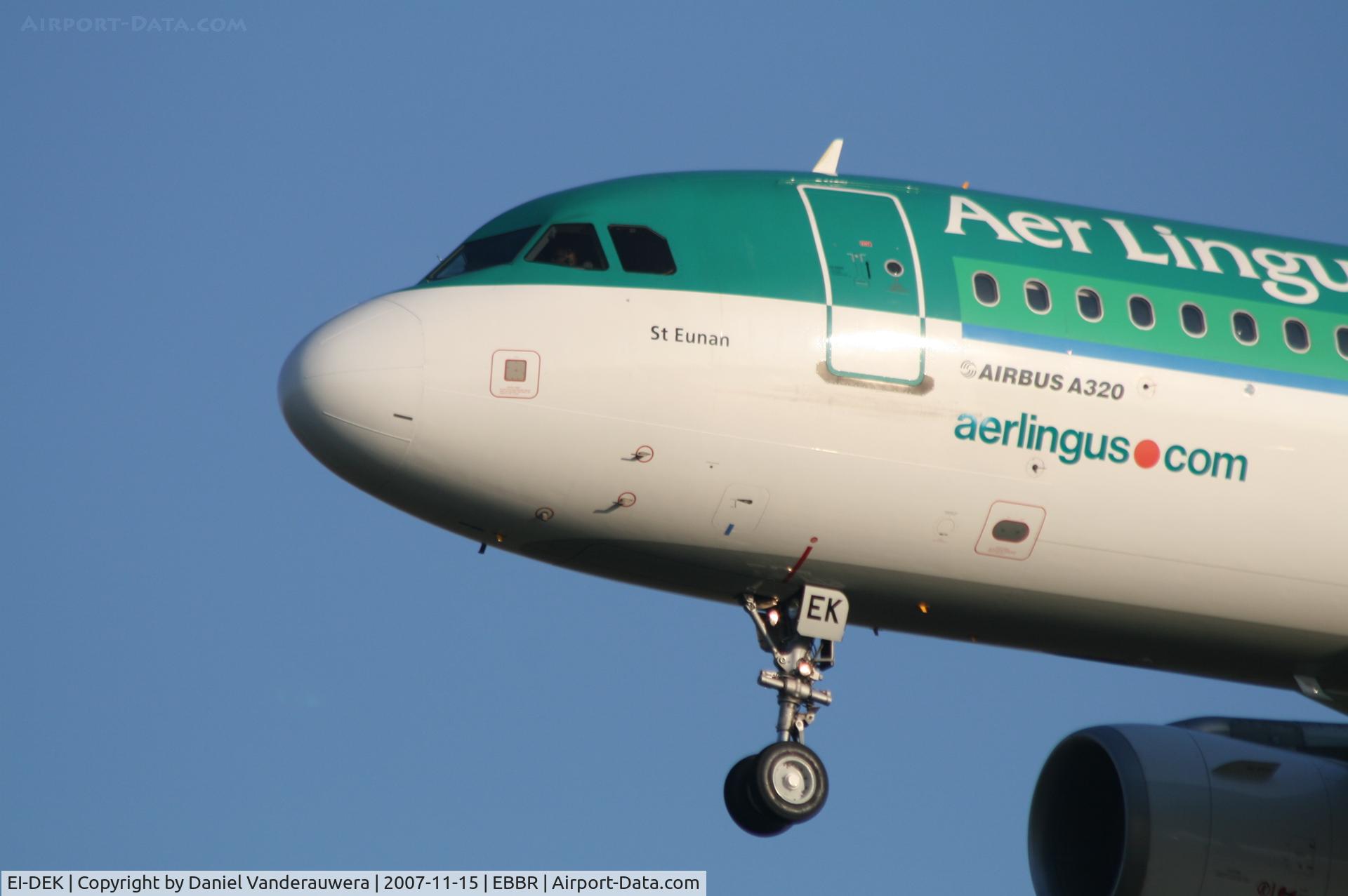 EI-DEK, 2005 Airbus A320-214 C/N 2399, arrival of flight EI630 to rwy 25L