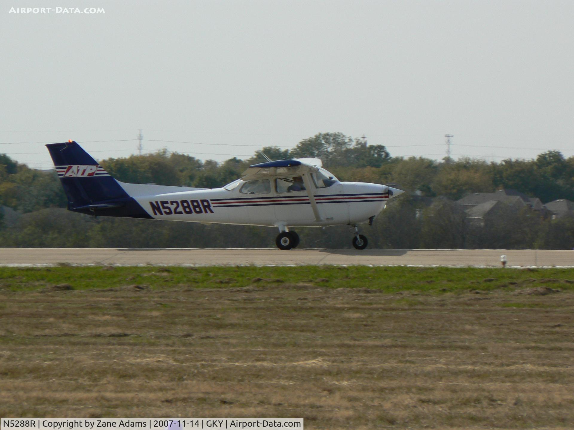 N5288R, 1974 Cessna 172M C/N 17263502, ATP flight training - Landing at Arlington