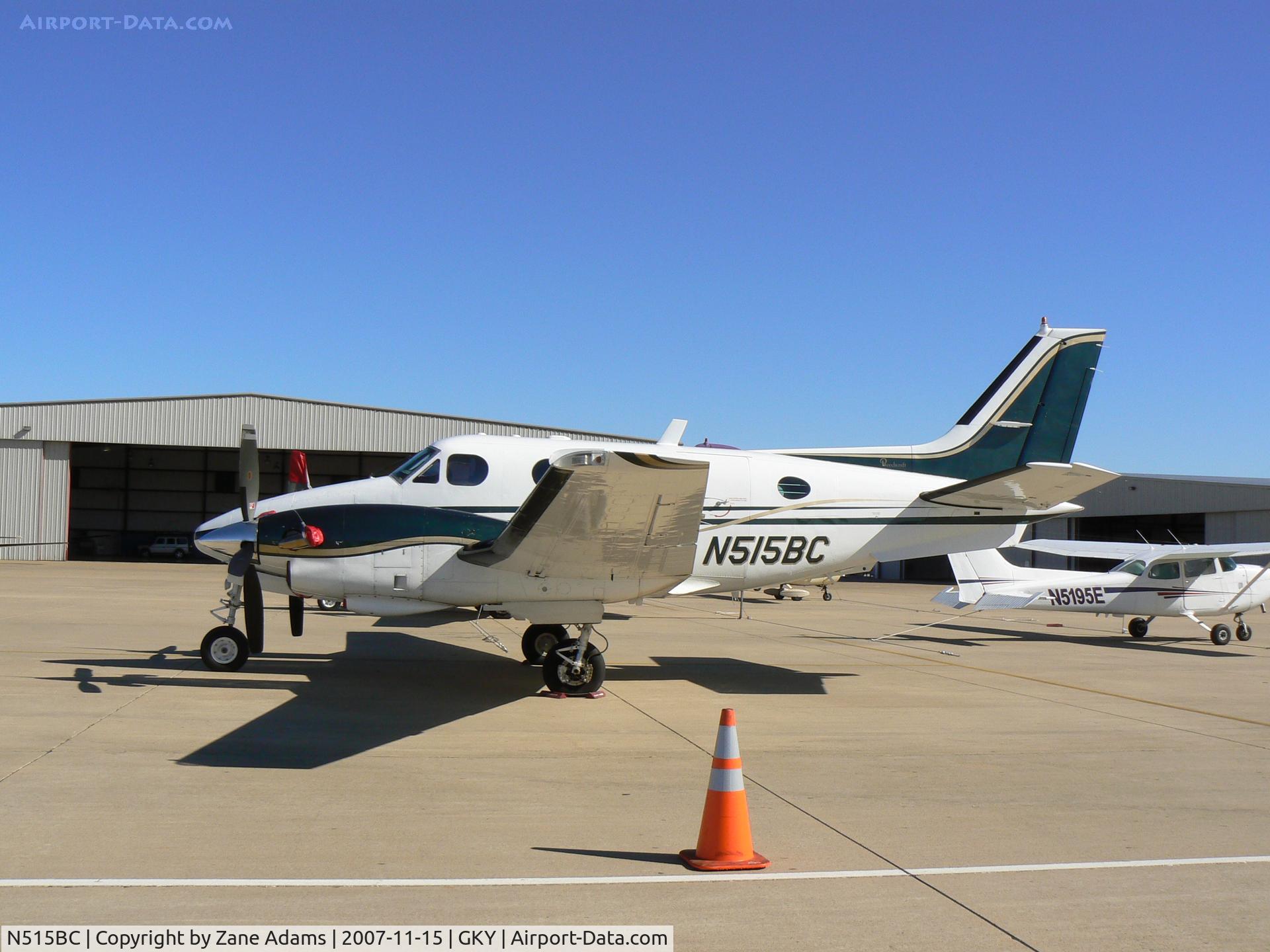 N515BC, 1974 Beech E-90 King Air C/N LW-121, On the ramp at Arlington Municipal