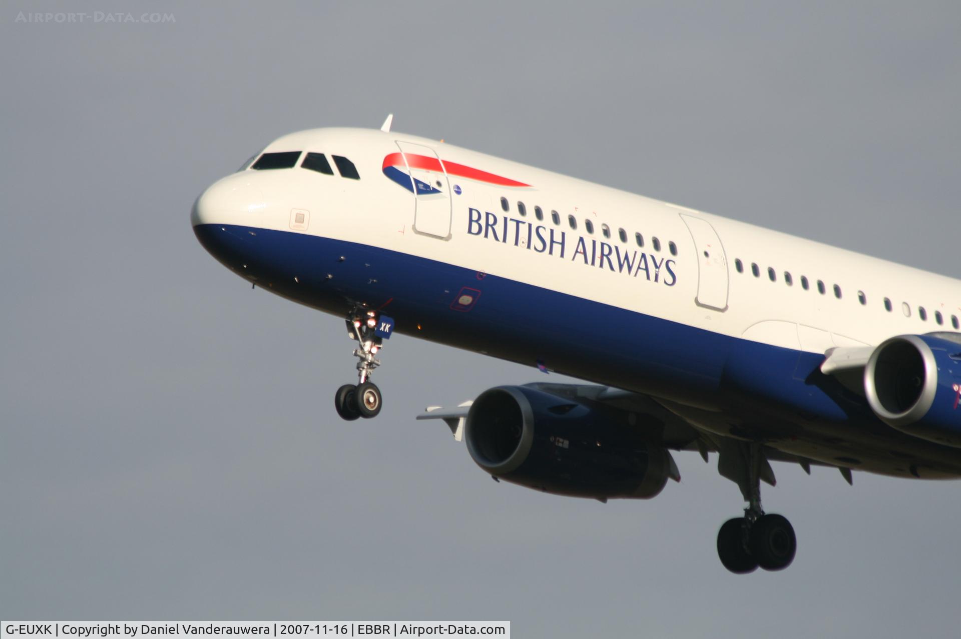 G-EUXK, 2007 Airbus A321-231 C/N 3235, arrival of flight BA392 to rwy 25L