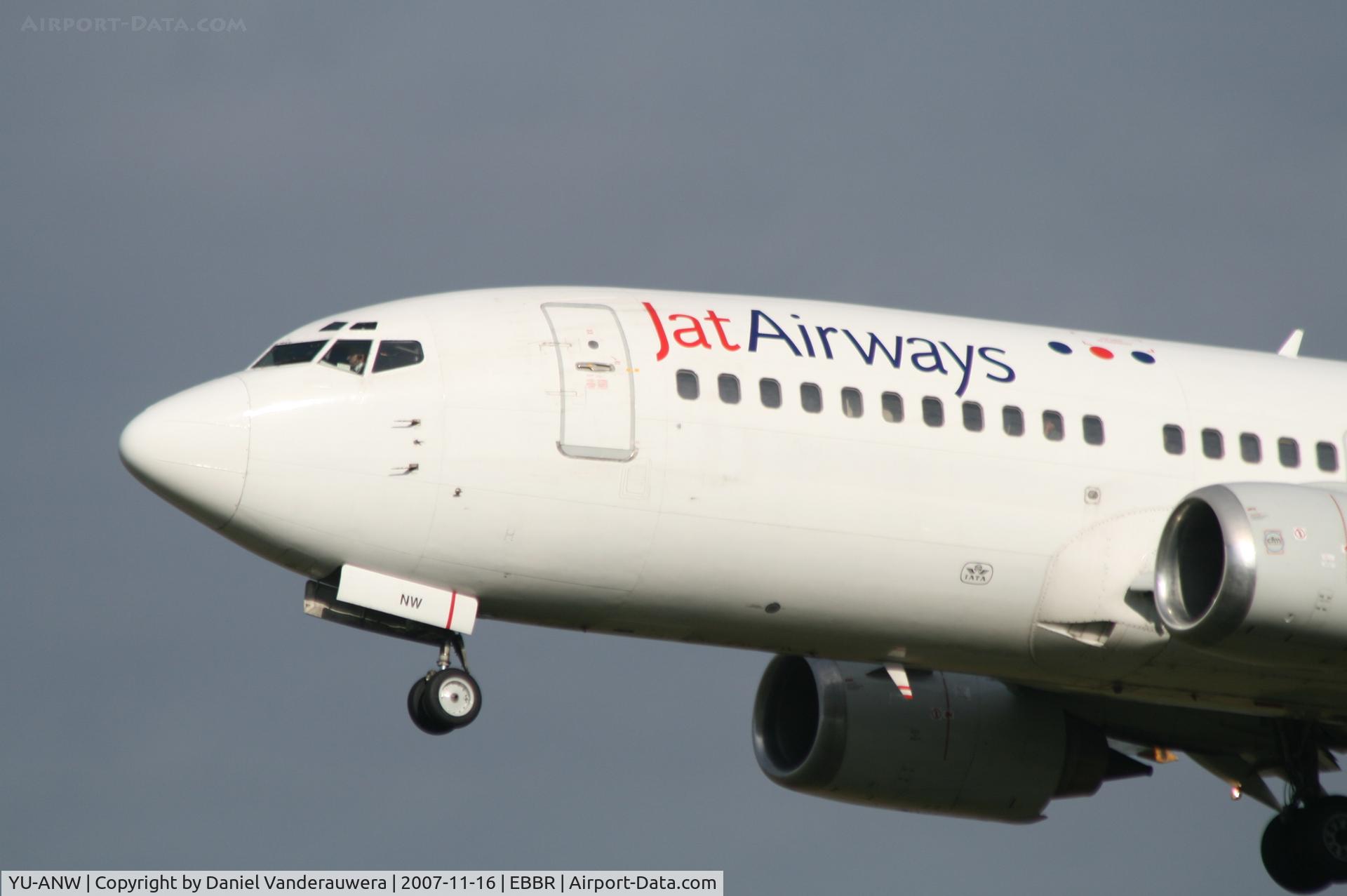 YU-ANW, 1988 Boeing 737-3H9 C/N 24141, descending to rwy 25L
