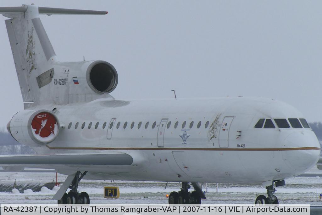 RA-42387, Yakovlev Yak-42D C/N 4520424016436, Yakservice Yakovlev 42