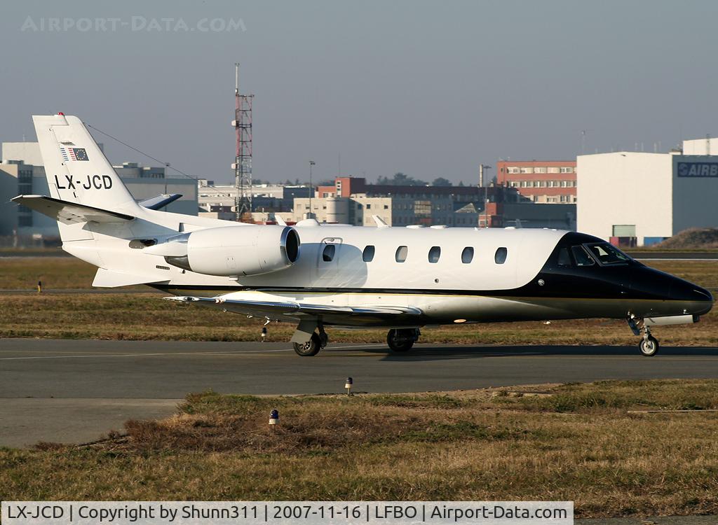 LX-JCD, 2000 Cessna 560 Citation Excel C/N 560-5104, Taxiing to the General Aviation area