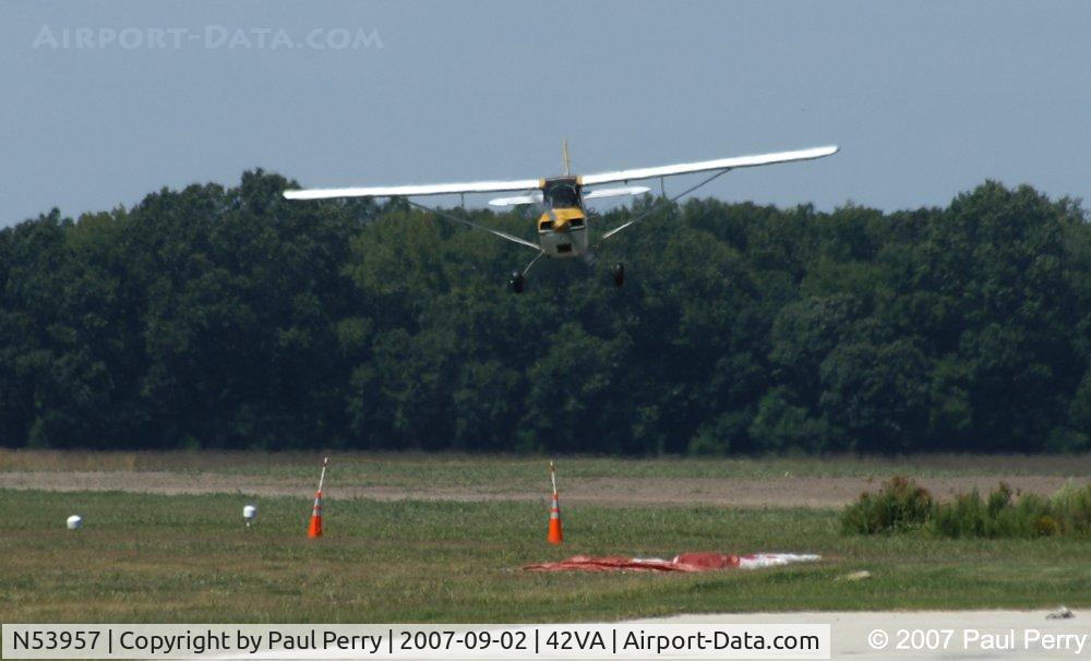 N53957, 1976 Bellanca 7GCBC C/N 910-76, Lining up for another banner