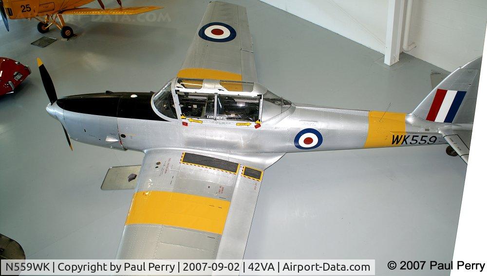 N559WK, 1952 De Havilland DHC-1 Chipmunk T.10 C/N C1/0576, From the observation deck, nice view