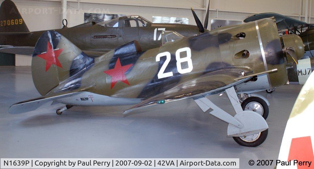 N1639P, 1939 Polikarpov I-16 Type 24 C/N 2421028, Old but still pretty and pugnacious