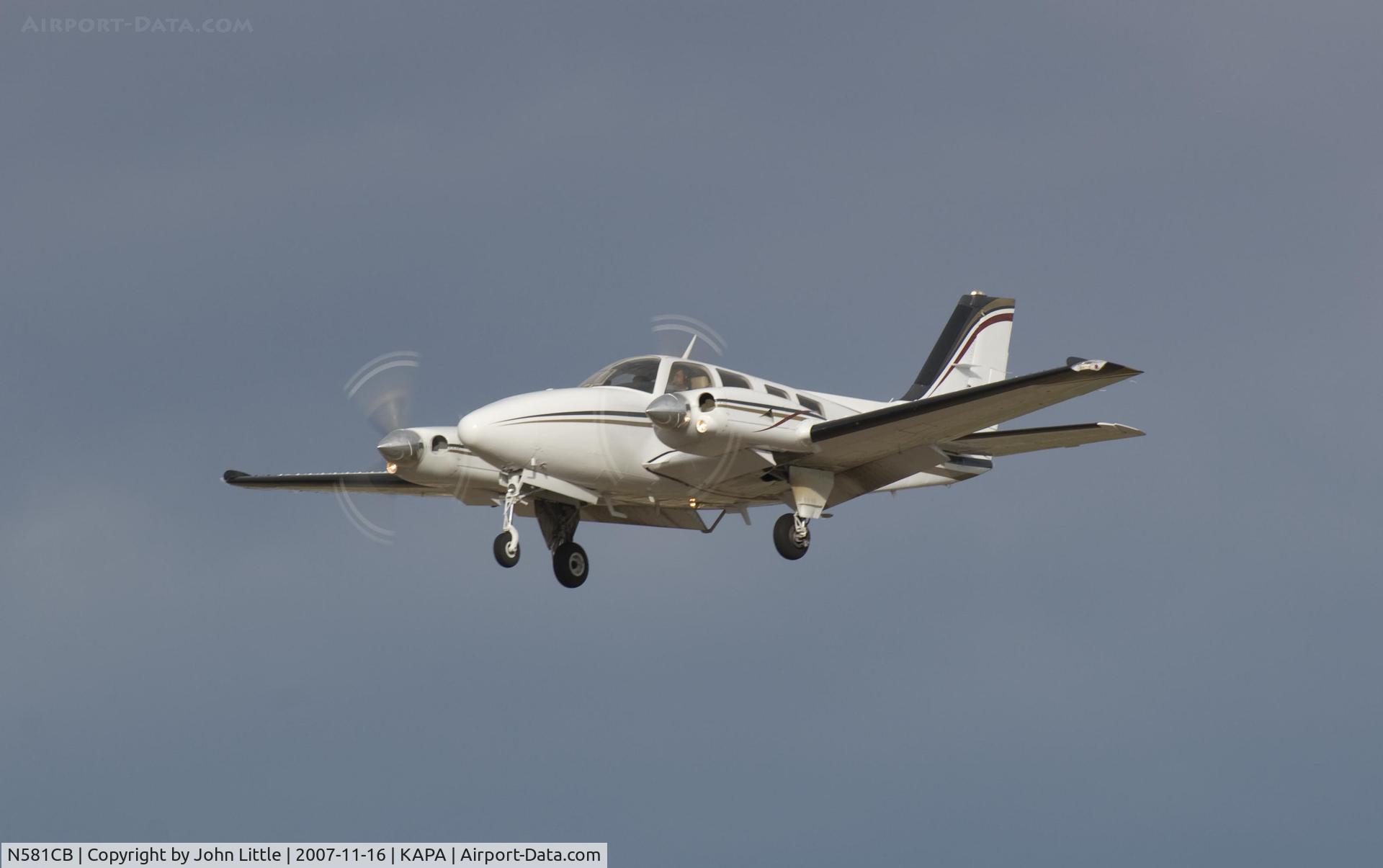 N581CB, 1979 Beech 58P Baron C/N TJ-233, Approach to 17L