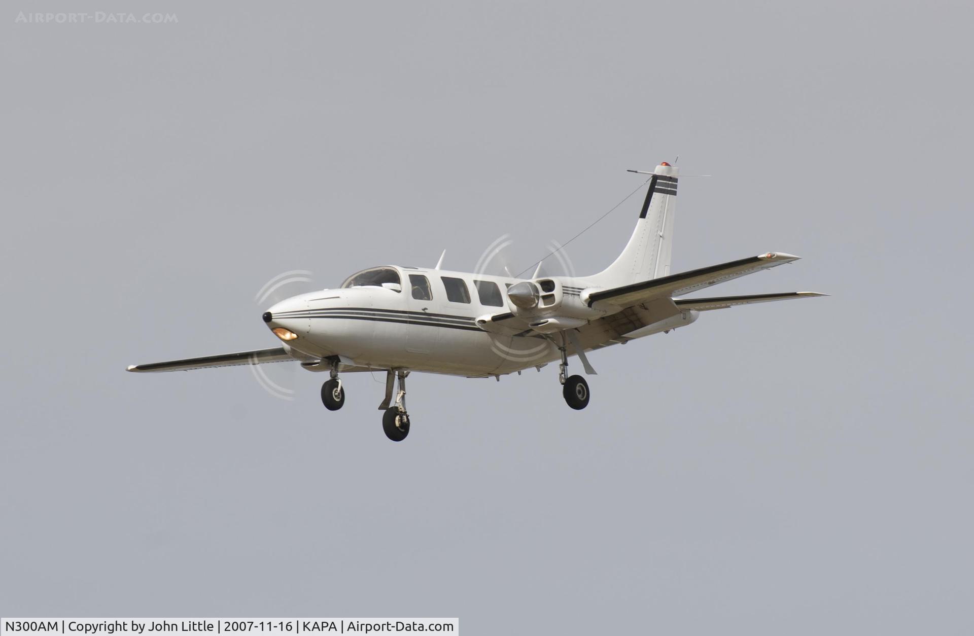N300AM, 1976 Smith Aerostar 601P C/N 61P-0300-076, Approach to 17L