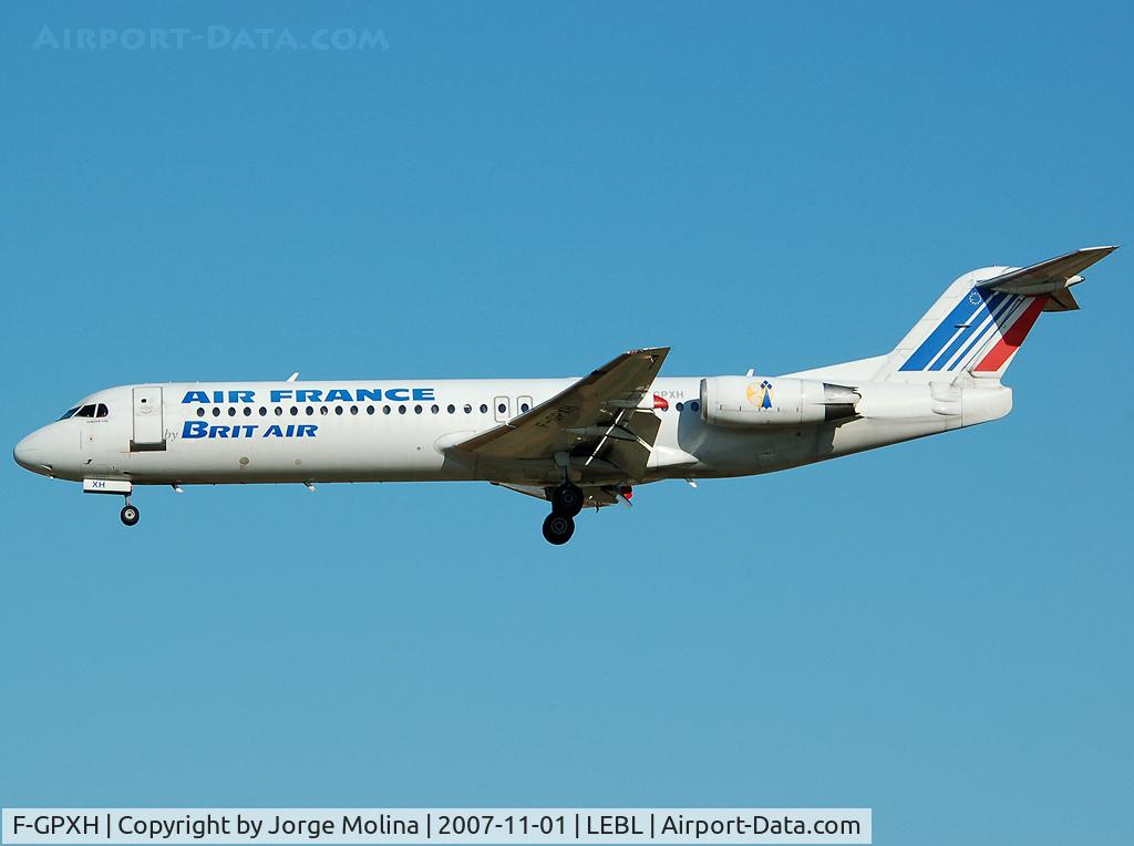 F-GPXH, 1993 Fokker 100 (F-28-0100) C/N 11476, Clear to land RWY 25R.