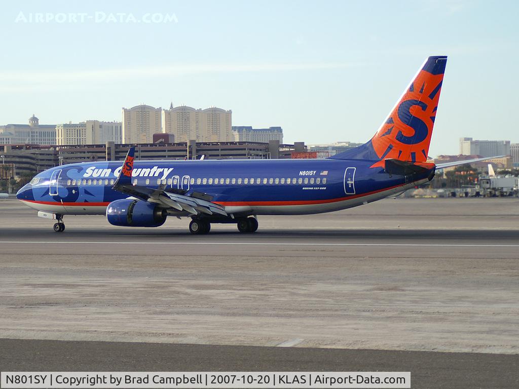 N801SY, 2001 Boeing 737-8Q8 C/N 30332, Sun Country / 2001 Boeing 737-8Q8 / My 3700th upload