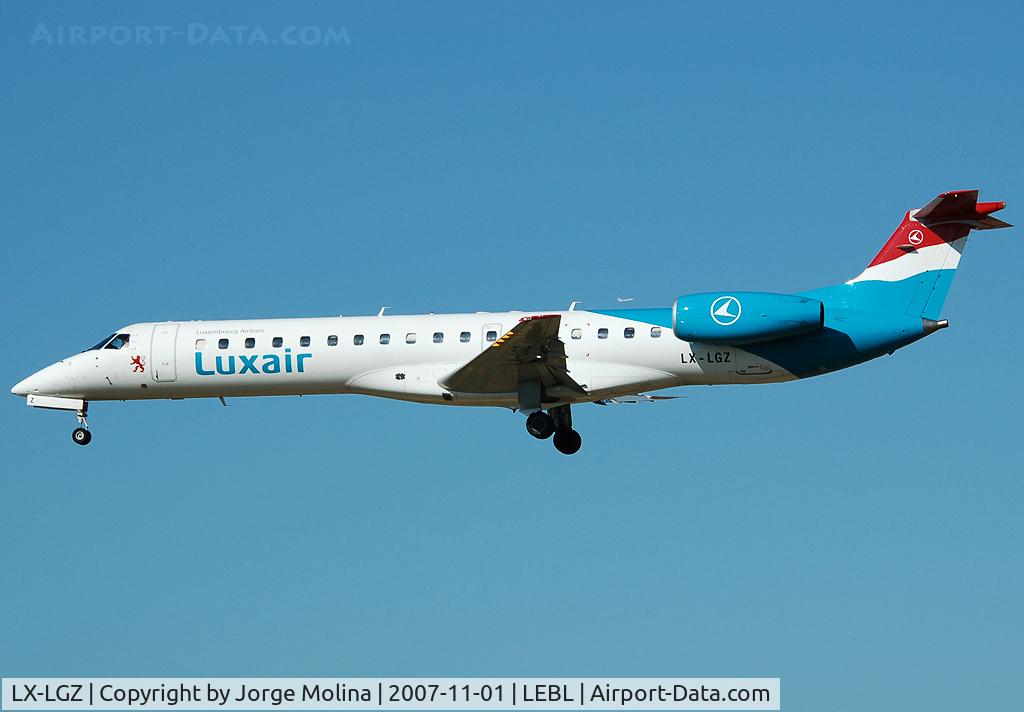 LX-LGZ, 2000 Embraer EMB-145LU (ERJ-145LU) C/N 145258, With new livery and scheme...