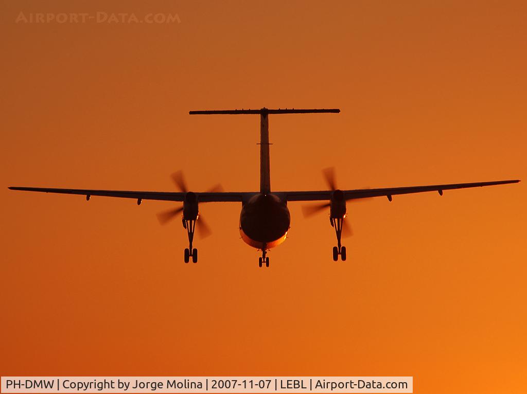 PH-DMW, Bombardier DHC-8-315 Dash 8 C/N 573, 