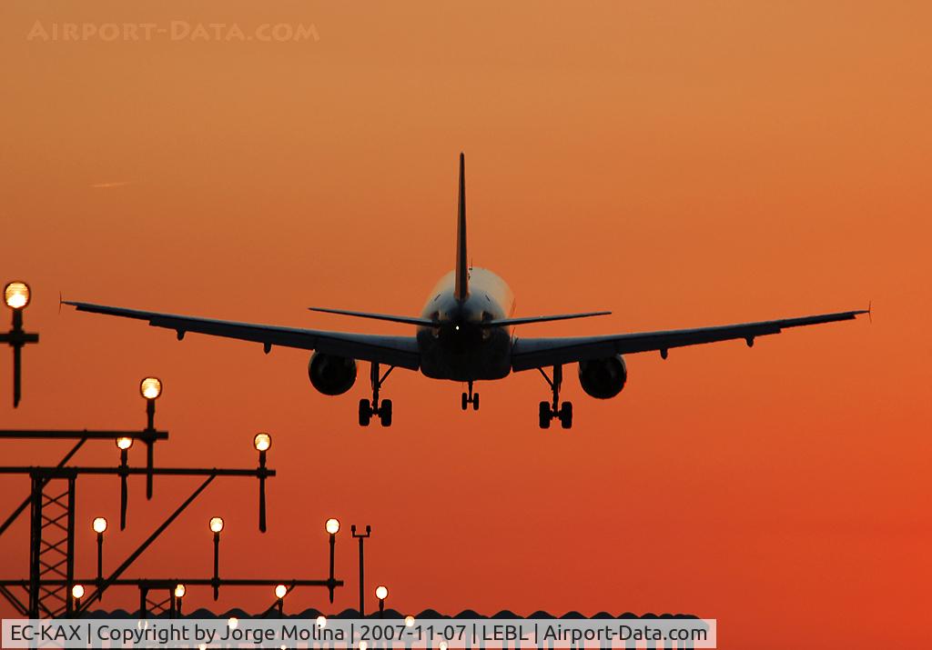 EC-KAX, 2007 Airbus A320-214 C/N 3040, 