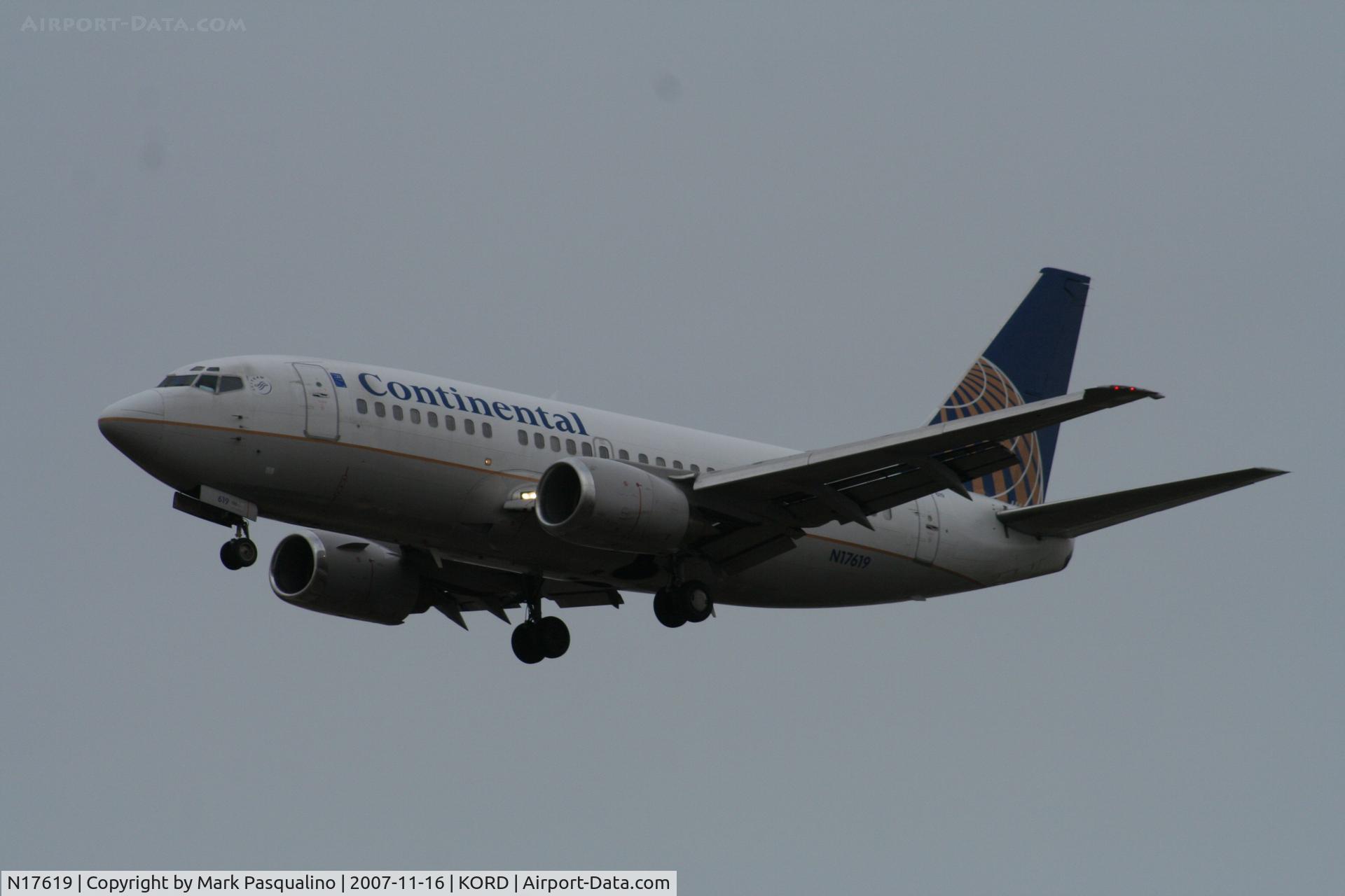 N17619, 1994 Boeing 737-524 C/N 27332, Boeing 737-500