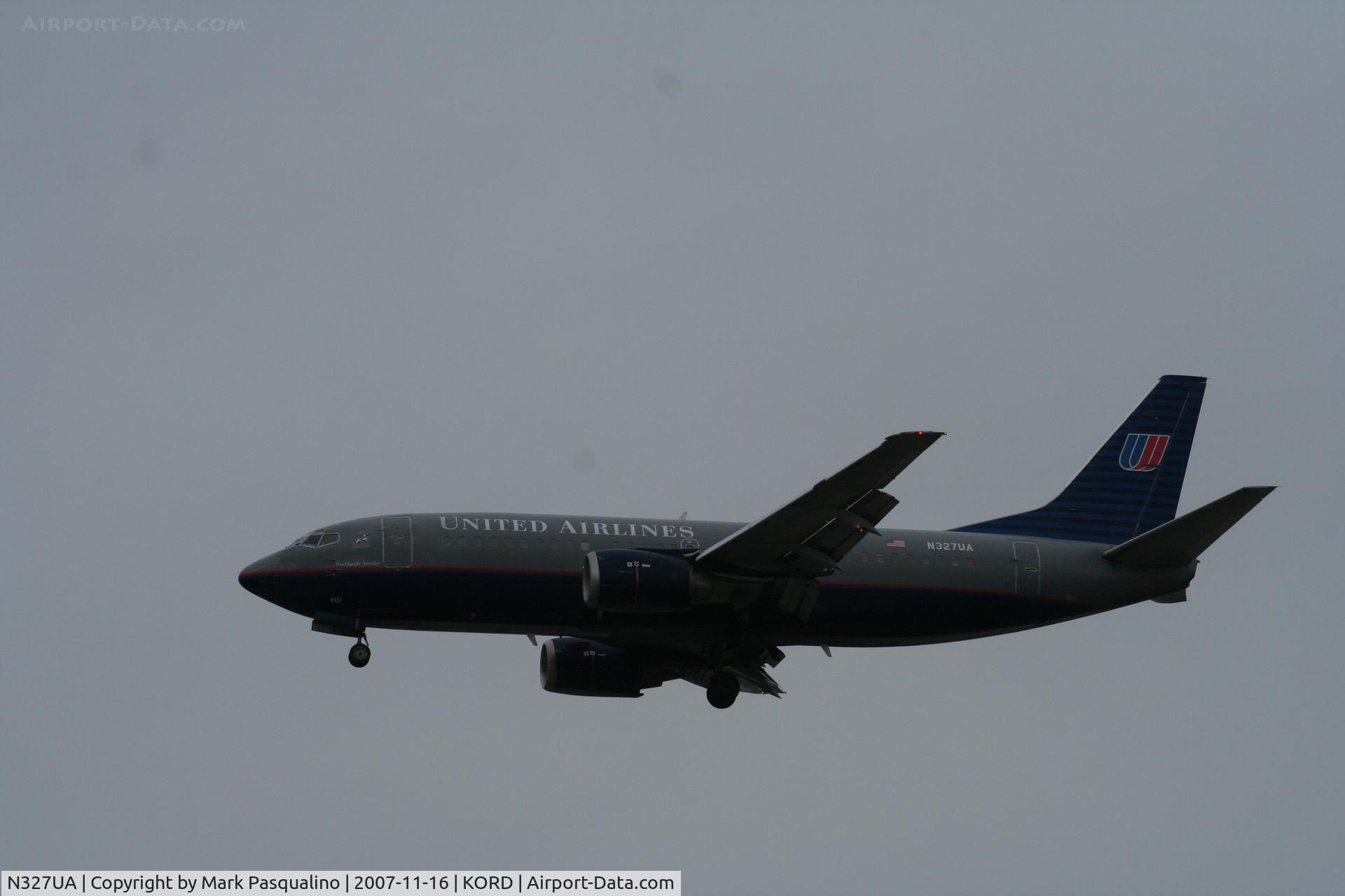 N327UA, 1988 Boeing 737-322 C/N 24147, Boeing 737-300
