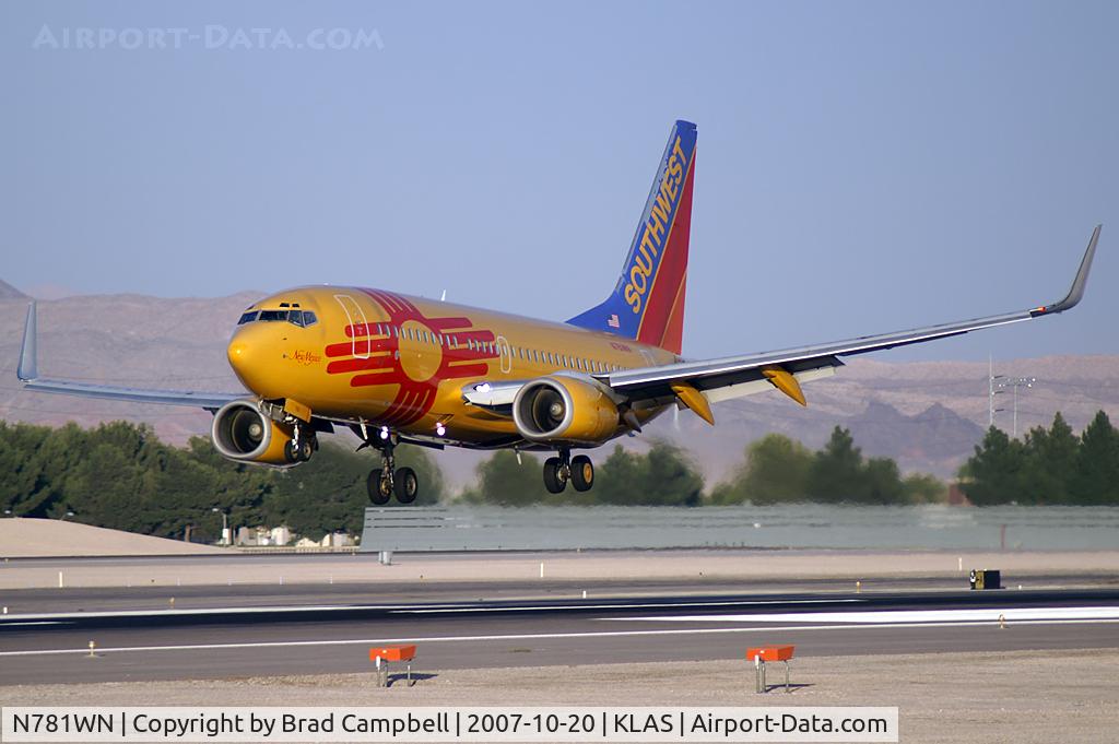 N781WN, 2000 Boeing 737-7H4 C/N 30601, Southwest Airlines - 'New Mexico' / 2000 Boeing 737-7H4