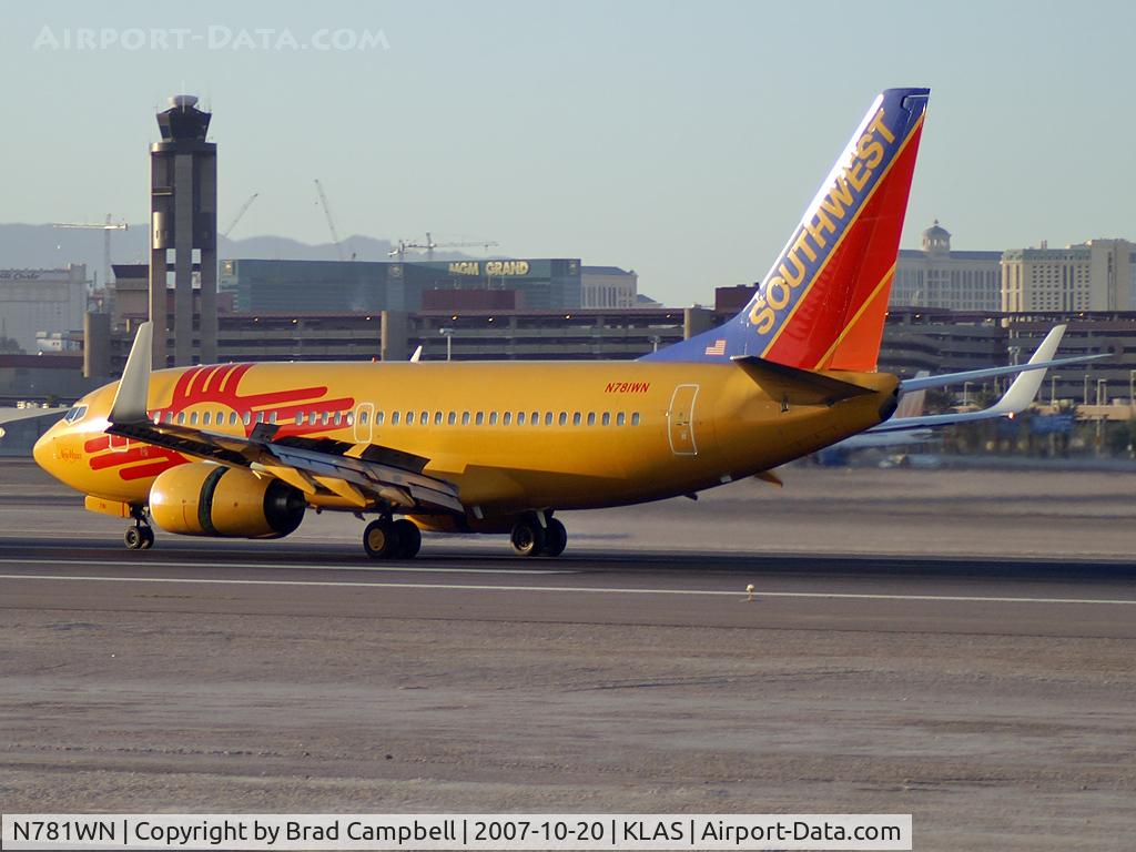 N781WN, 2000 Boeing 737-7H4 C/N 30601, Southwest Airlines - 'New Mexico' / 2000 Boeing 737-7H4