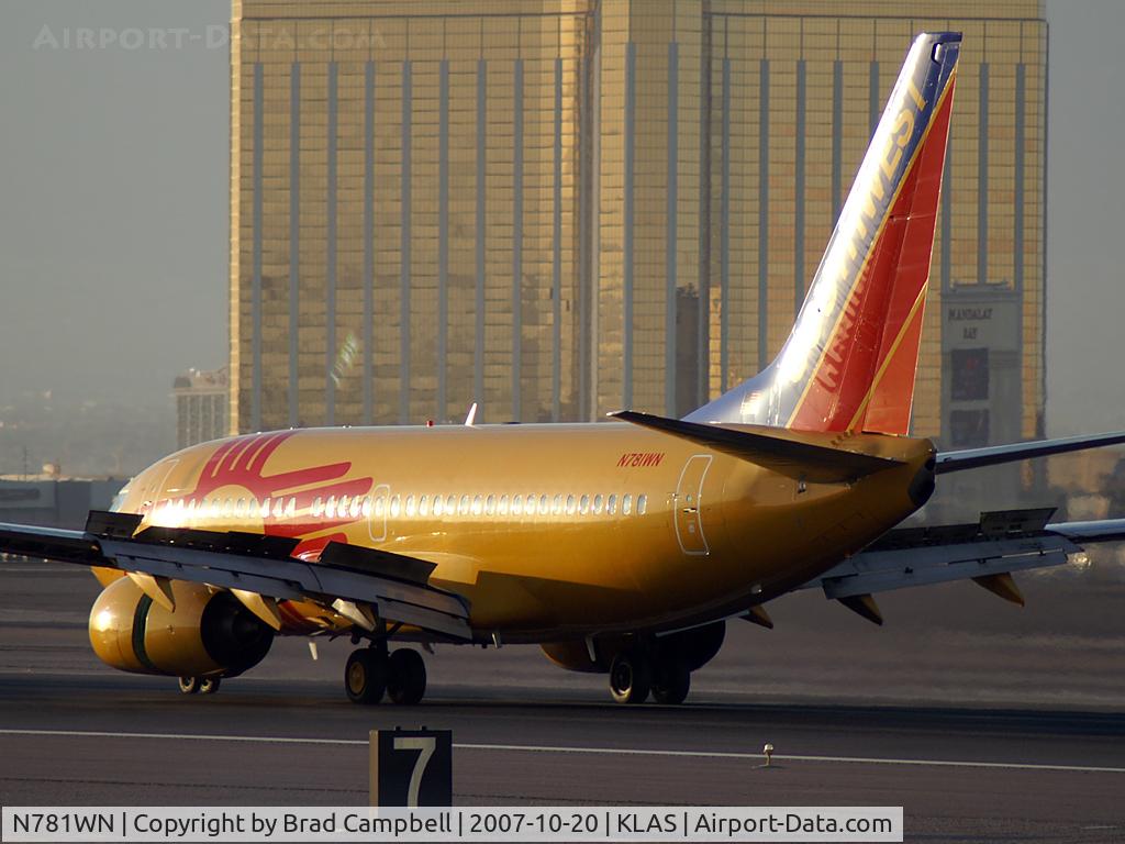 N781WN, 2000 Boeing 737-7H4 C/N 30601, Southwest Airlines - 'New Mexico' / 2000 Boeing 737-7H4