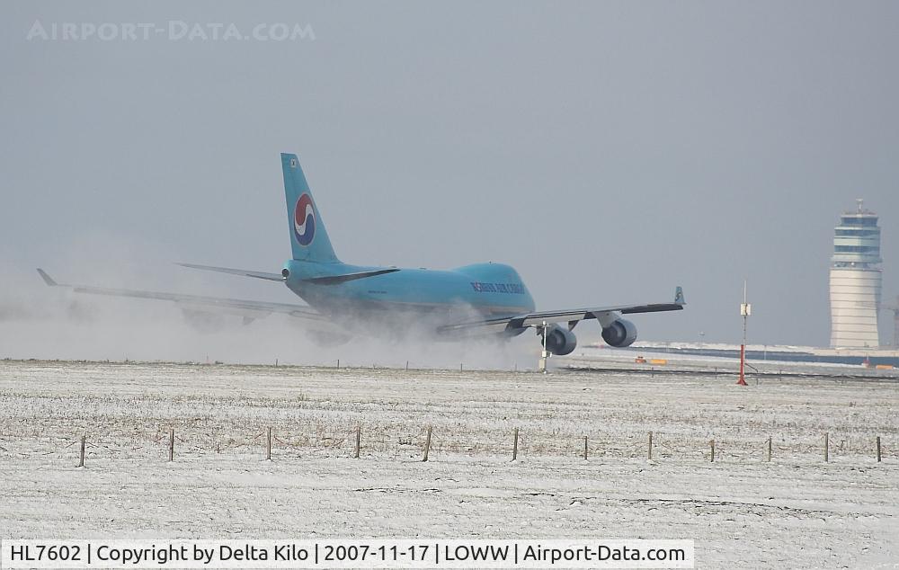 HL7602, 2005 Boeing 747-4B5F/SCD C/N 34301, Koean Air Cargo take off rwy 34