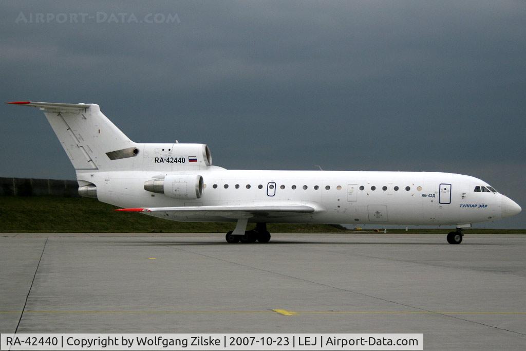 RA-42440, 2002 Yakovlev Yak-42D C/N 4520424210018, visitor