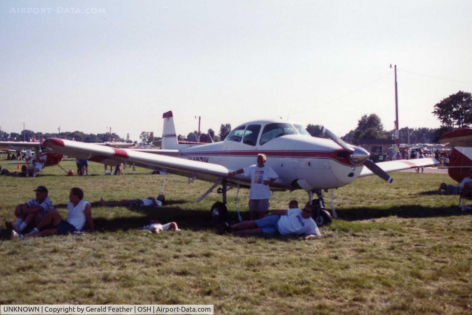 UNKNOWN, , Can you identify this Navion?