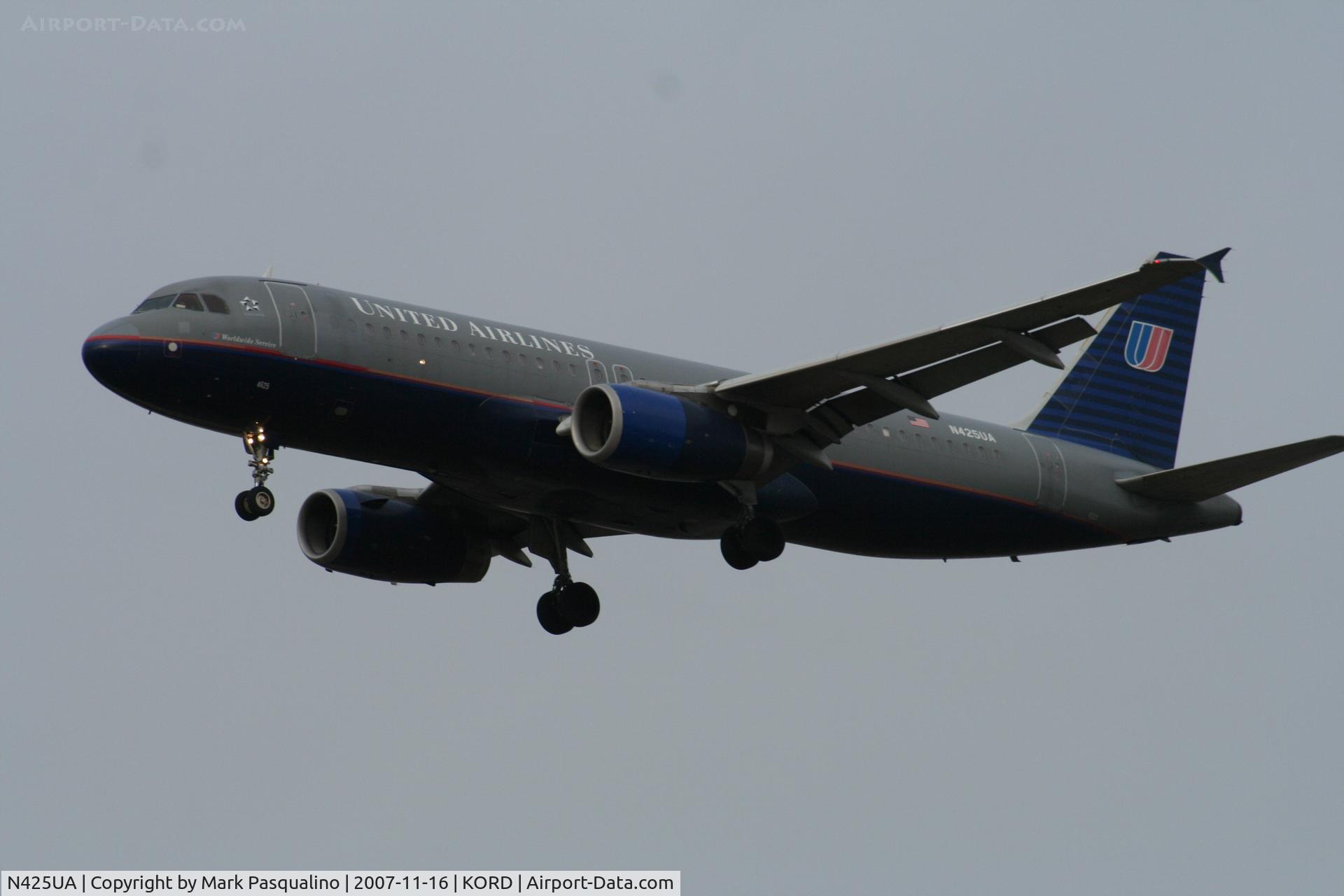 N425UA, 1995 Airbus A320-232 C/N 508, Airbus A320