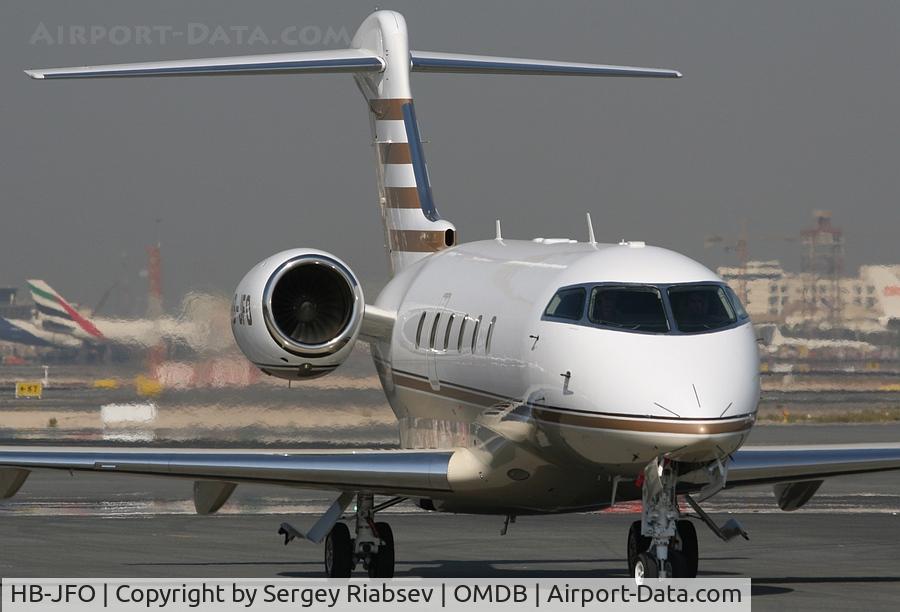 HB-JFO, 2006 Bombardier Challenger 300 (BD-100-1A10) C/N 20137, Challenger 300