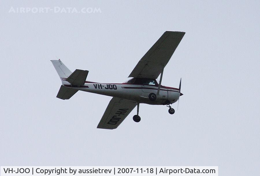 VH-JOO, Cessna 150M C/N 15078781, In flight training