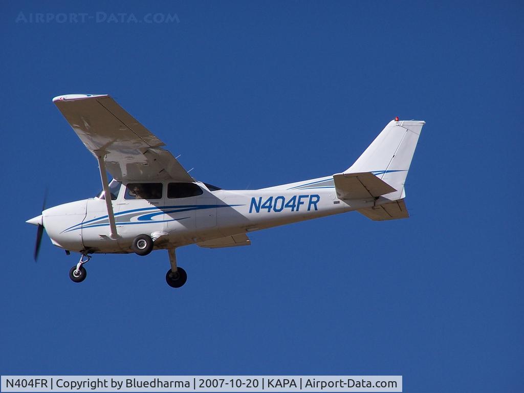 N404FR, 1997 Cessna 172R C/N 17280282, Approach to 17L