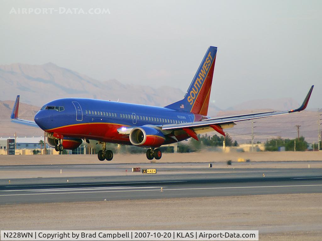 N228WN, 2005 Boeing 737-7H4 C/N 32496, Southwest Airlines / 2005 Boeing 737-7H4