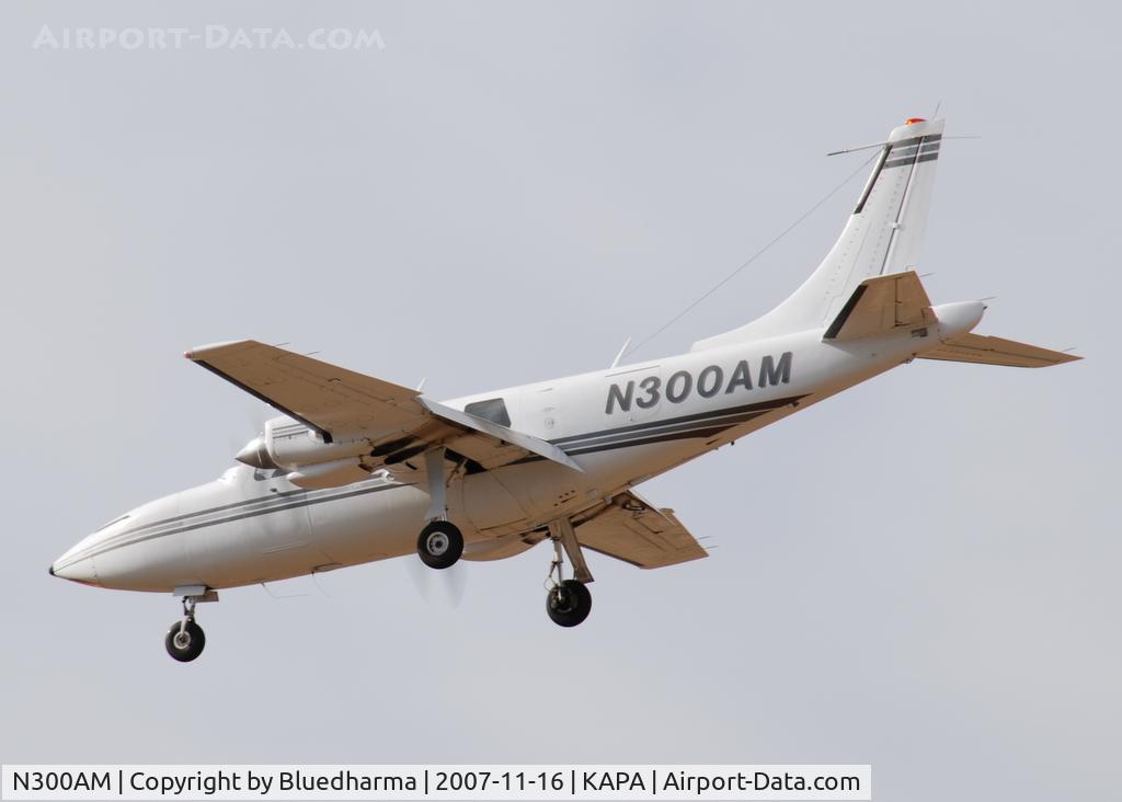 N300AM, 1976 Smith Aerostar 601P C/N 61P-0300-076, Approach to 17L