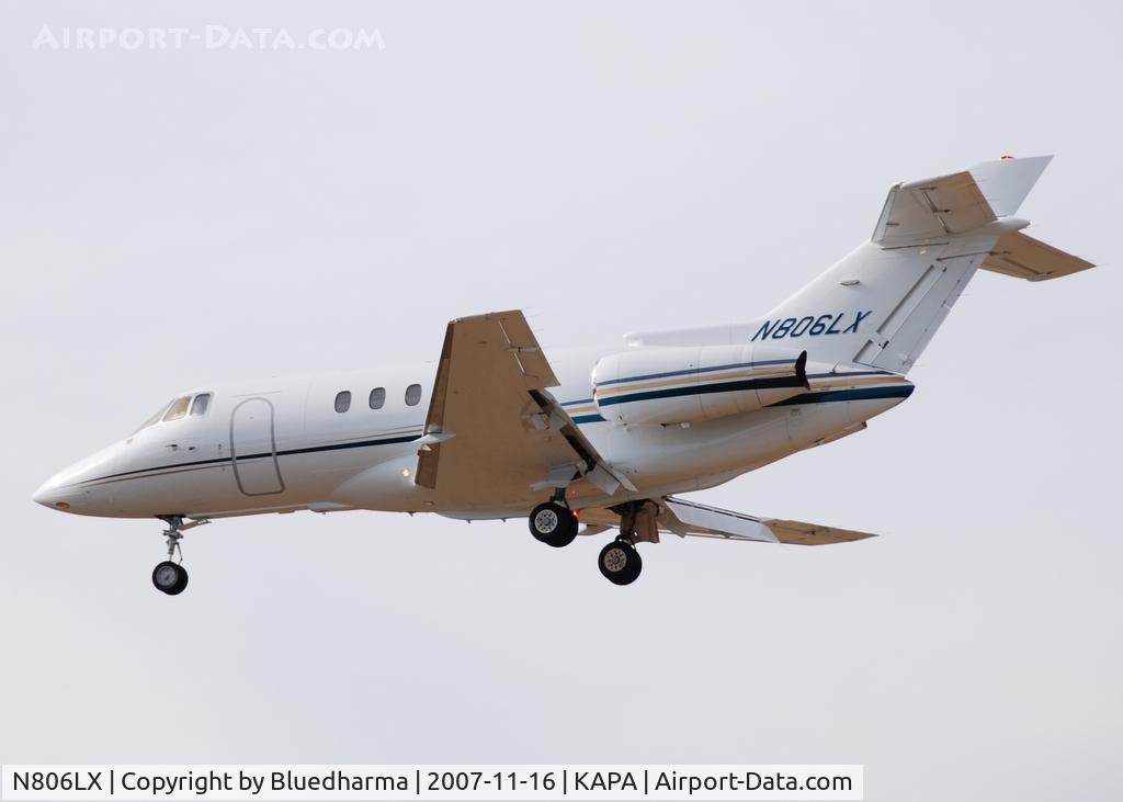 N806LX, 1998 Raytheon Hawker 800XP C/N 258383, Approach to 17L