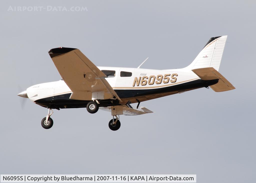 N6095S, 2007 Piper PA-28-181 Archer II C/N 2843662, Approach to 17L