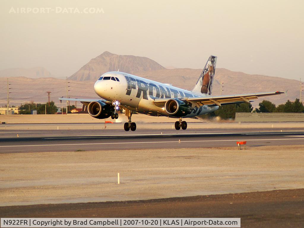 N922FR, 2003 Airbus A319-111 C/N 2012, Frontier Airlines - 'Fox' / 2003 Airbus A319-111