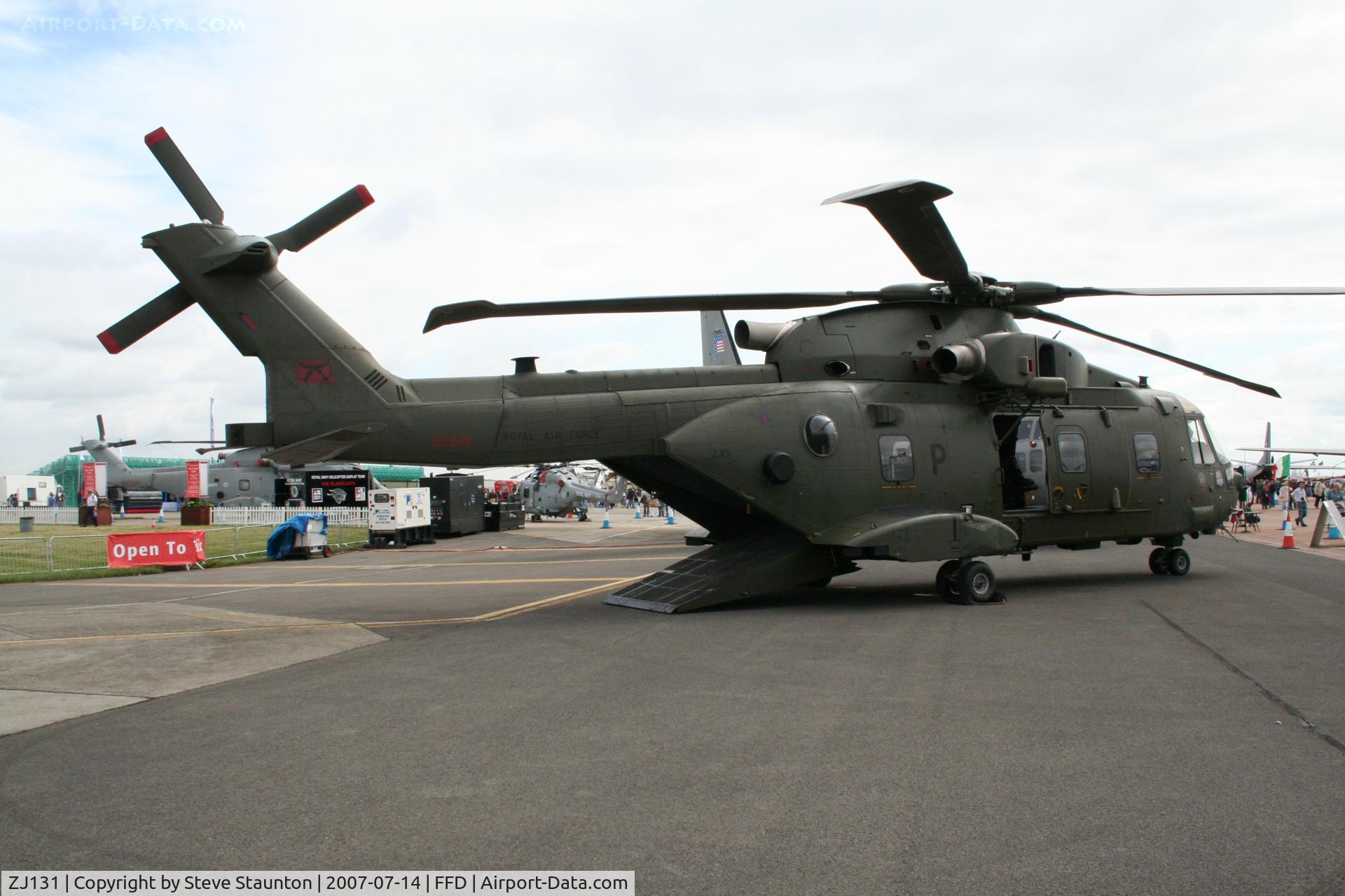 ZJ131, 2002 EHI EH101-411 Merlin HC4 C/N 50173/RAF15, Royal International Air Tattoo 2007