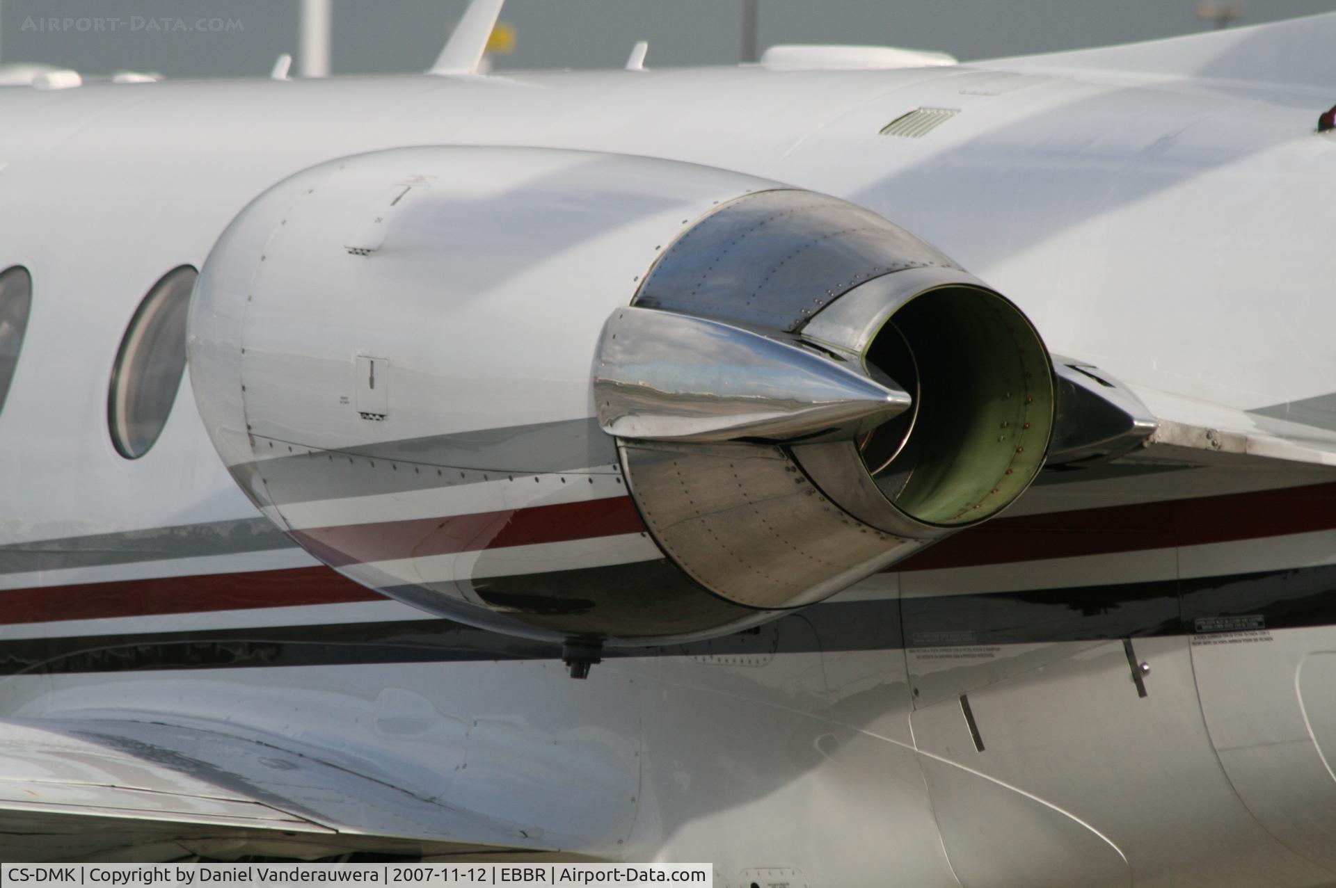 CS-DMK, 2006 Hawker Beechcraft 400A Beechjet Beechjet C/N RK-464, General Aviation apron
