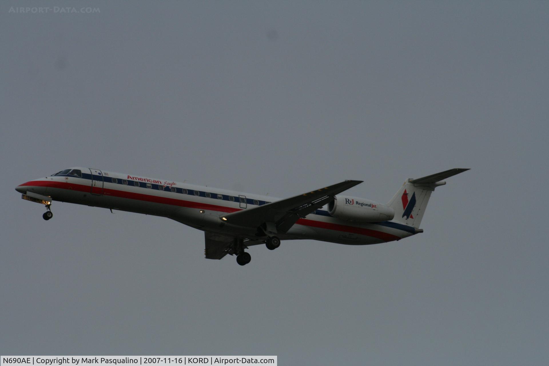 N690AE, 2004 Embraer ERJ-145LR (EMB-145LR) C/N 14500858, EMB-145LR