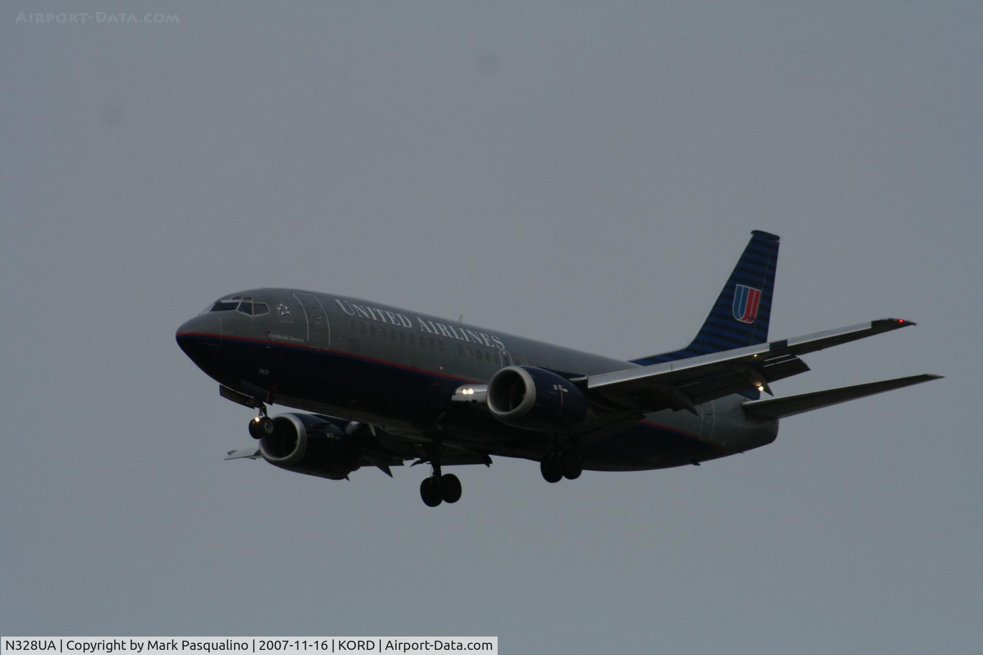 N328UA, 1988 Boeing 737-322 C/N 24148, Boeing 737-300